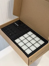 Native Instruments Maschine Mikro MK3 - Includes Software License