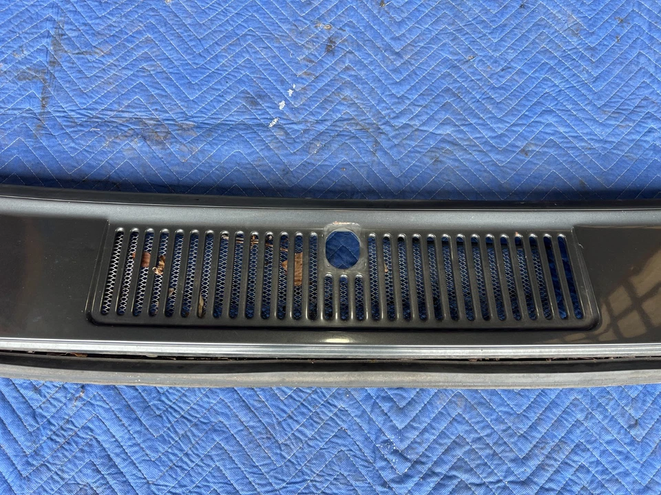1989-1995 Volvo 740 940 Sedan Front Windshield Cowl Trim Grille Gray OEM #3649EM - Image 4 of 4