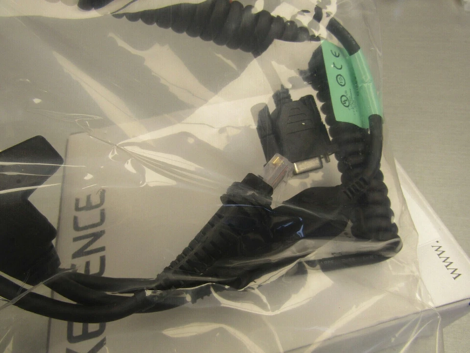 KEYENCE HR-1C3RC Hand Hold Barcode Scanner Cable RS-232 New - Image 3 of 4