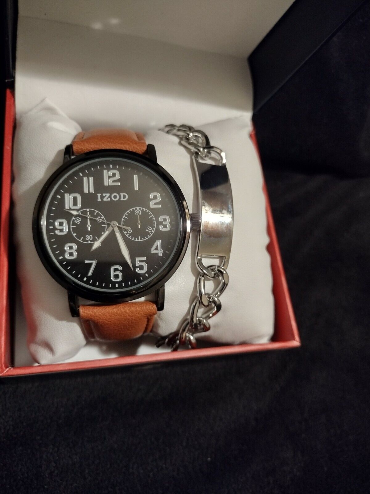 IZOD Men's Leather Watch & Bracelet Set New In Box