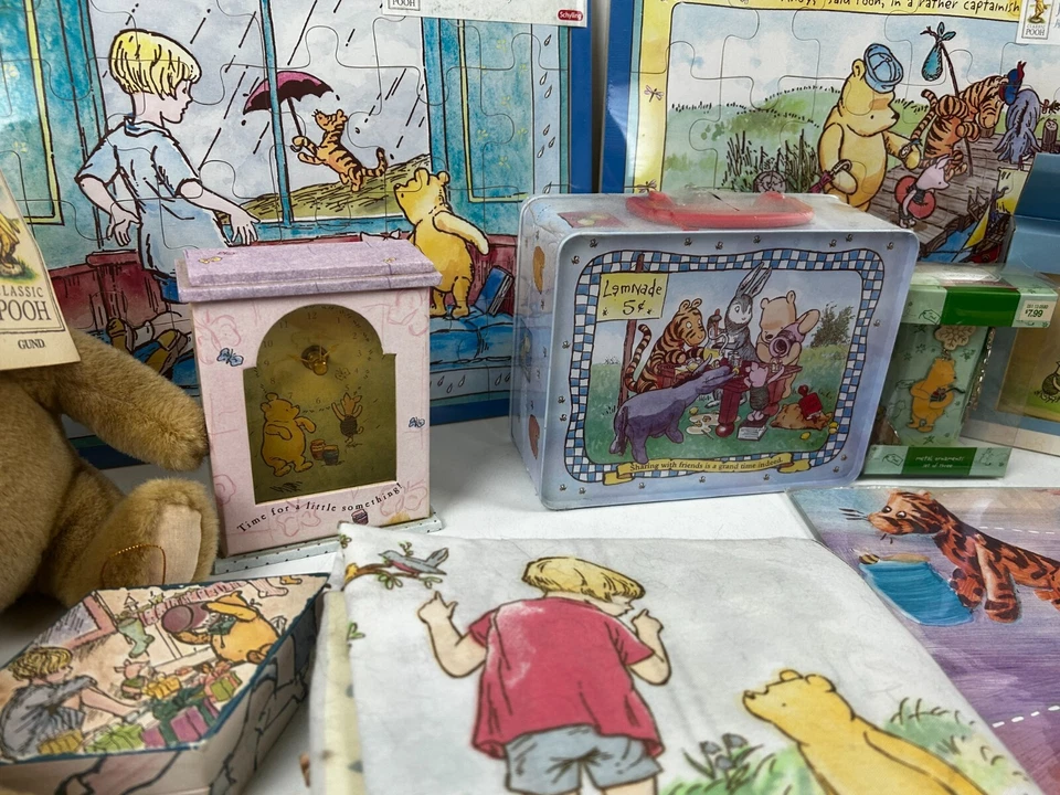 WINNIE THE POOH Lote de 37 piezas Rompecabezas de Peluche Platos Decoración Habitación Infantil Clásico Pooh Foto 4 de 4