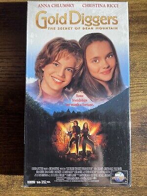 Gold Diggers The Secret Of Bear Mountain Vhs - Colaboratory