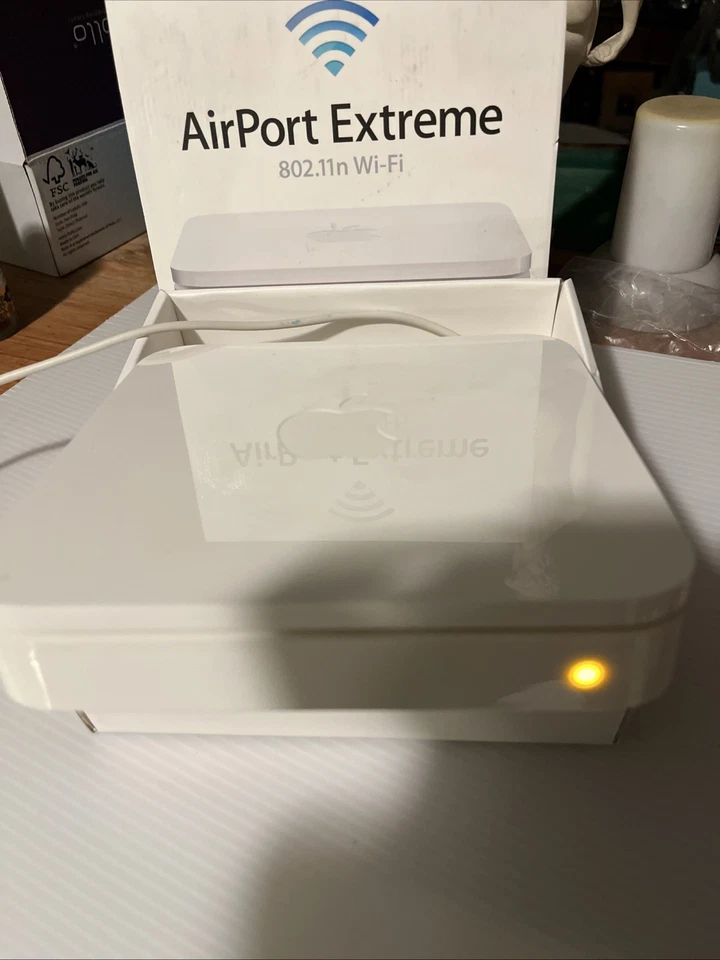 Apple Airport Extreme Base Station Router, A1408, Powers On, Not Fully Tested - Image 2 of 4