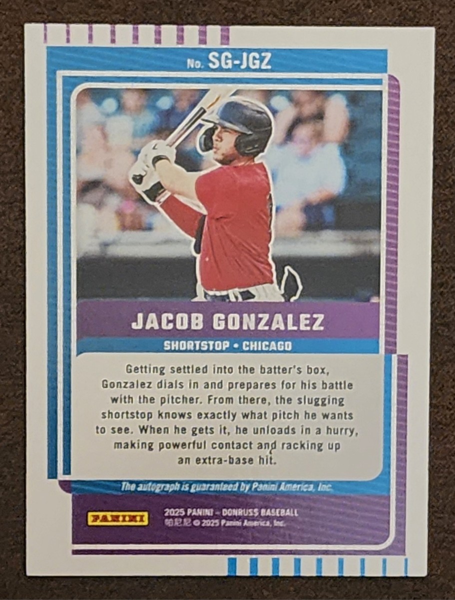 エイザゴンザレス　サイン　オートグラフ　8×10インチ 　オートマニア 2025 Donruss Baseball Jacob Gonzalez Signature Series Silver