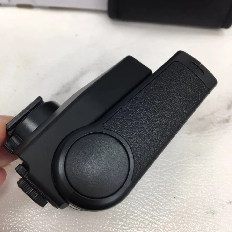 Panasonic DMW-FL200L External Flash - For Lumix Cameras (GN20, Tilt/Bounce) - Image 3 of 4