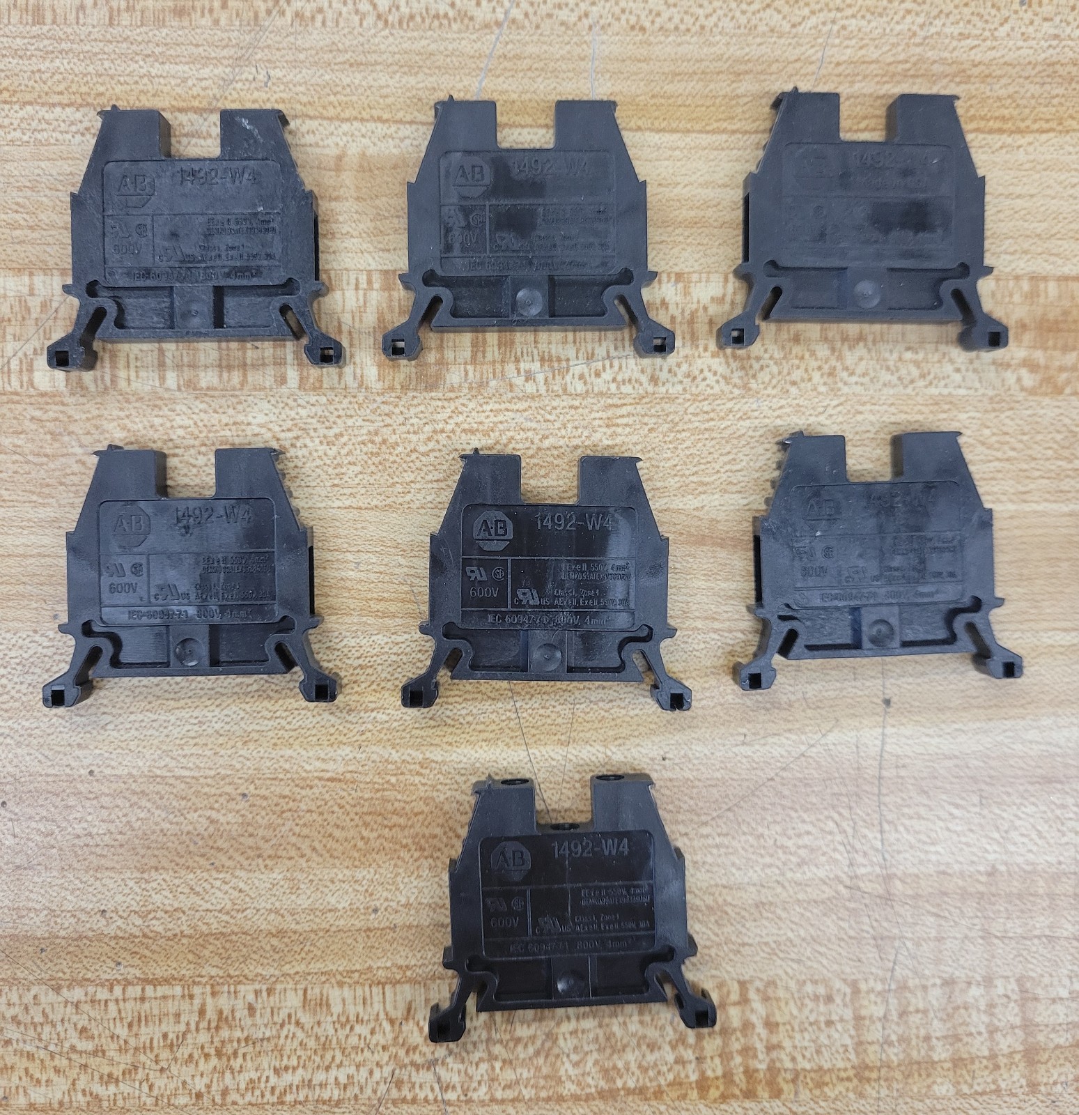 Allen Bradley 1492-W4 Terminal Blocks 1492W4 Black Qty 7 Black