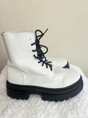 Forever 21 Women's Suede Boots Size 7.5 White Platform Long Black Chunky Heel