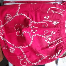 Delightful Vintage Embroidered Floral APRON White Flowers gingham back vgc