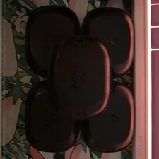 5  HTC Vive Ultimate Trackers Full Body Motion Tracker Includes Dongle and Cord