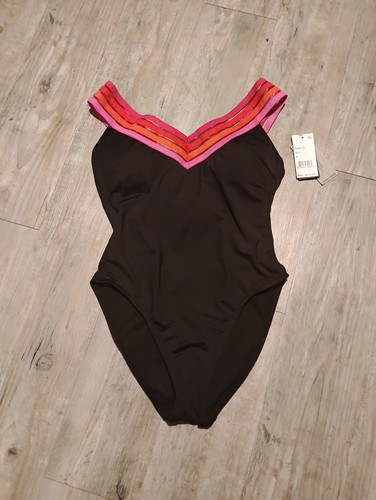 <!--F#f_0-->Kenneth Cole Bathing Suit Never Worn Does Have Tiny Hole In Butt Area As Shown. <!--F/-->