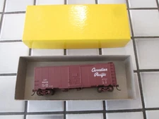 ACCURAIL CANADIAN PACIFIC 40 FOOT BOX CAR HO SCALE