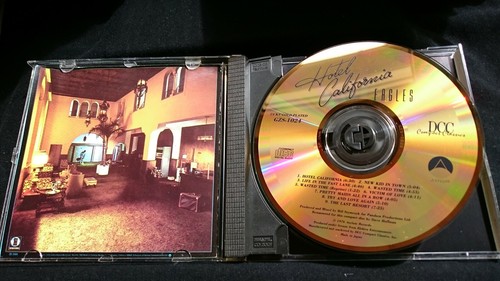 THE EAGLES Hotel California *24 KT GOLD PLATED DCC*CD*LIKE MFSL* (533) - Picture 3 of 3