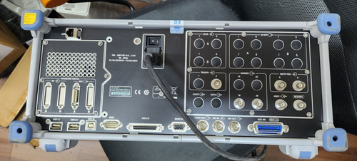 ROHDE&SCHWARZ AMU 200A baseband signal generator & Fading Simulator 1402.4090.02 - Picture 7 of 10