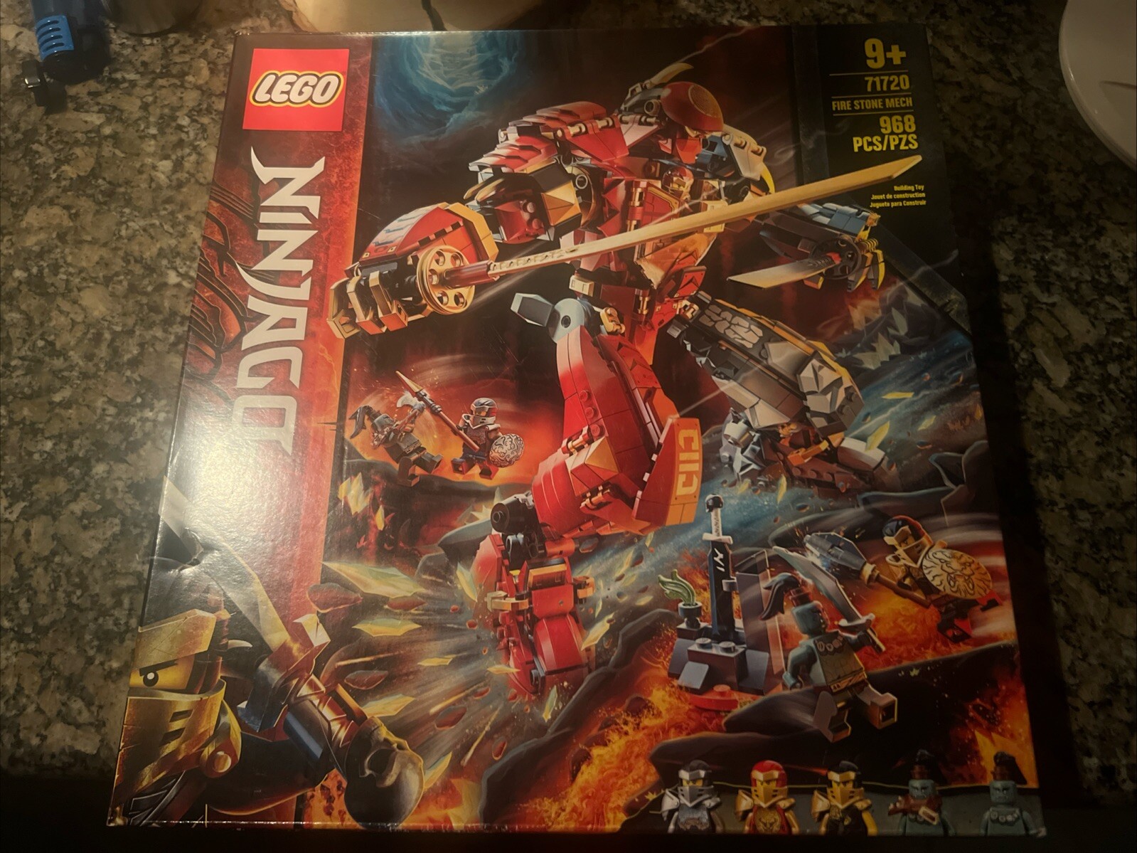 Lego Ninjago 71720 Fire Stone Mech 968 Pieces New Sealed Box