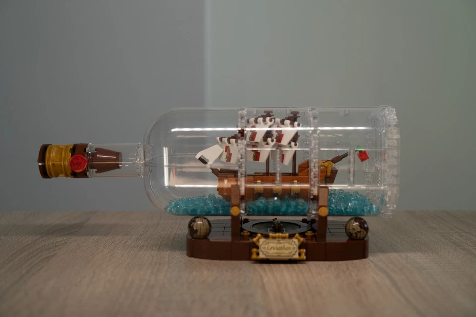 LEGO Ideas 92177 Ship in a Bottle, photo 2 sur 5