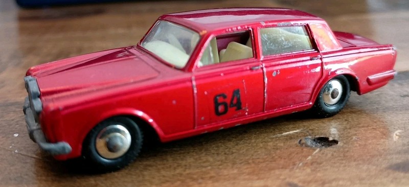 Vintage Matchbox Series Lesney No.24 Rolls Royce Silver Shadow Made in England