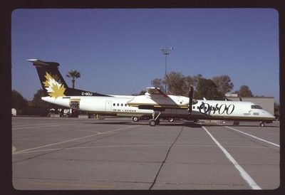 Orig 35mm airline slide DeHavilland Canada Q400 DHC-8-401 C-GCLI