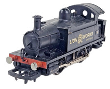 Hornby R795 Lion Works 6 0-4-0T Steam Loco OO Gauge Black Color Runners Unboxed.
