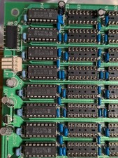 8041016A vintage 16K x 1-bit dynamic RAM (DRAM) chip