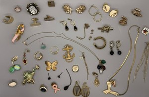 Signed Estate Jewelry Lot Monet Napier Sarah Coventry Gold Filled Vintage