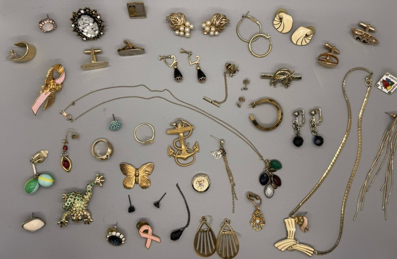 Signed Estate Jewelry Lot Monet Napier Sarah Coventry Gold Filled Vintage