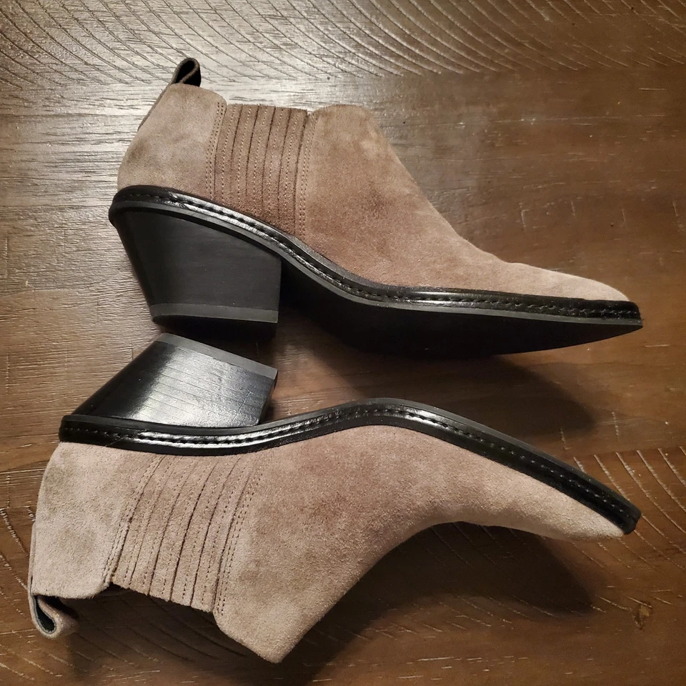 Botines Via Spiga Farley de gamuza de cuero resistente al agua para mujer talla 8 Foto 3 de 4