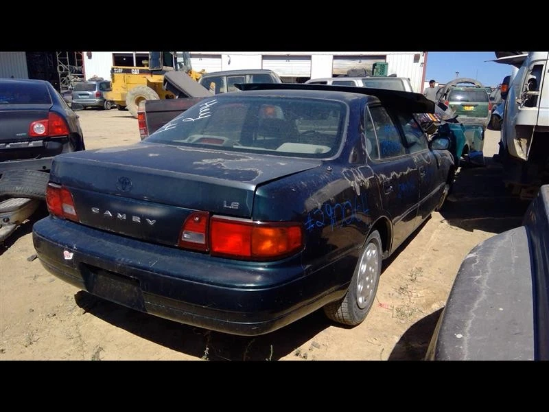 Conjunto de filtro de aire usado se adapta a: Toyota Camry 1995 4 cilindros MT grado A Foto 4 de 4