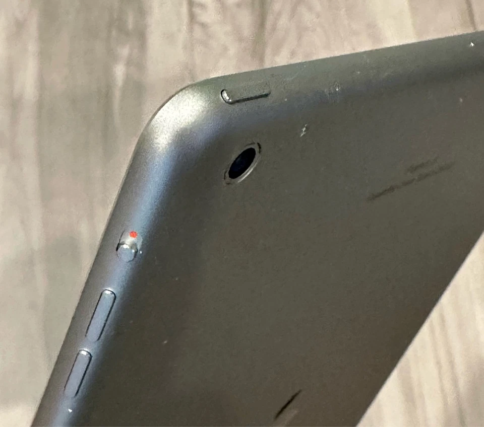 Apple iPad Air 2 - 9.7" Display 64 GB Wi-Fi, Silver Color with Bundle Accesories - Image 4 of 4