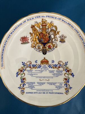 AYNSLEY CHARLES AND DIANA ROYAL WEDDING COMPORT BOWL 1981 IN NEW CONDITION  M