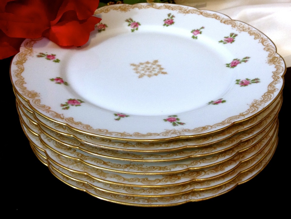 LIMOGES T&V FRANCE Signed Hand Painted 22K Gold Dinner Plate Set