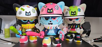 AZUSA DREMON SUPERJANKY VON TADO X SUPERPLASTIC (FULL SET)