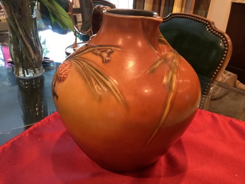 Roseville Pottery 708-9 Pinecone Large Pitcher Vase- c. 1935 - Picture 3 of 7