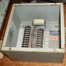 GAI-TRONICS 702A PAGING AMPLIFIER ENCLOSURE (HH2)