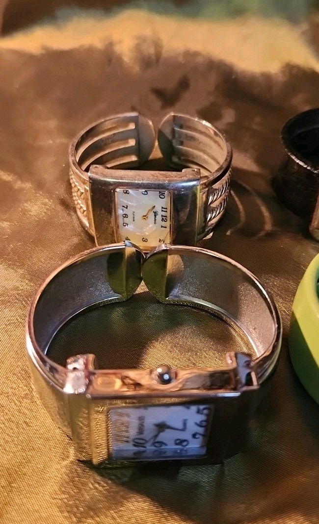 Bracelets Bundle 44 - image 7