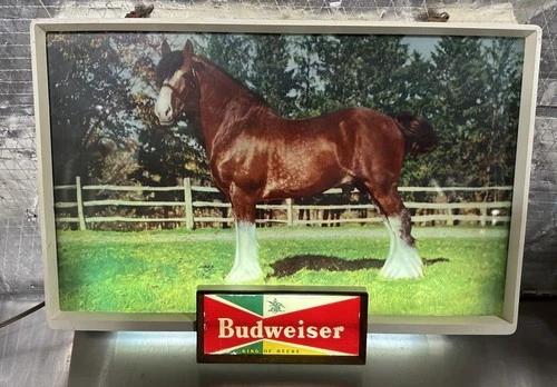 Vintage 1950s Budweiser Beer Lighted Sign Clydesdale Horse