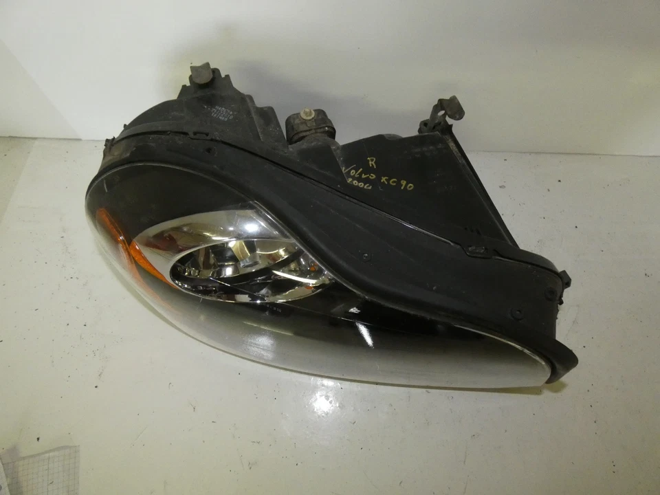 Scheinwerfer rechts Volvo XC90 Bj04 2,4l Diesel Halogen - Bild 3 von 4