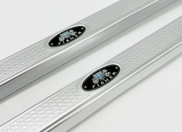 Para Chevy Bel Air 1955-1957 2 puertas umbral puerta placas rasguño calcomanías y tornillos - par Foto 2 de 4