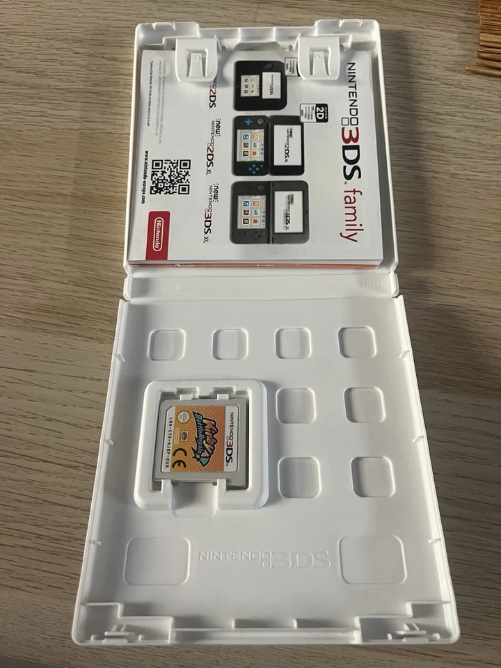 KIRBY BATTLE ROYALE PARA LA NINTENDO 3DS PAL ESPAÑA USADO EN BUEN ESTADO, foto 3 de 4