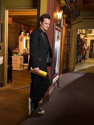 Studio 60 On The Sunset Strip Matthew Perry as Matt Albie TV Old Photo 5