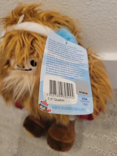 NWT QUATCHI Sasquatch MASCOT VANCOUVER OLYMPICS 2010 PLUSH 7.5" New Red Mittens - Picture 2 of 3