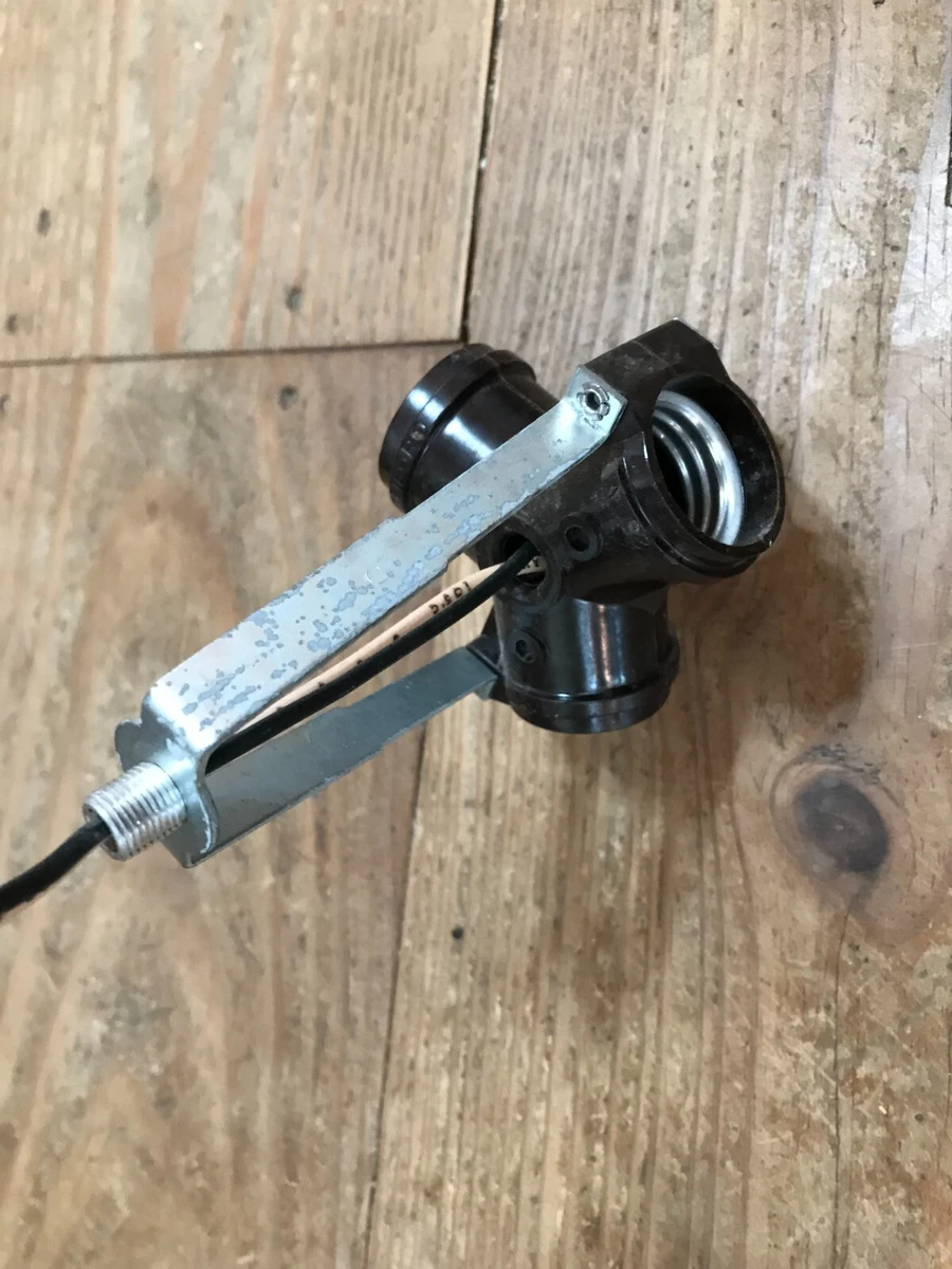 Triple on sale lamp socket