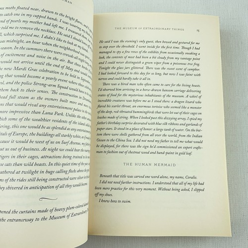Museum of Extraordinary Things by Alice Hoffman Paperback Book 2014 Tracked Post - Picture 12 of 12
