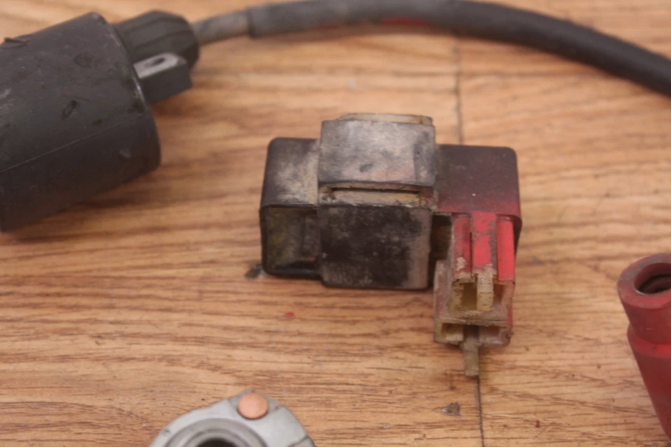 1983 HONDA ATC200X Stator Flywheel CDI Ignition Coil Pulse / Advance Harness - Image 3 of 4