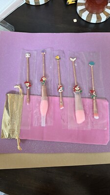 Little Mermaid Make Up Brush Set New With Carrying Pouch