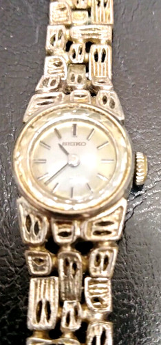 vintage seiko watches for women