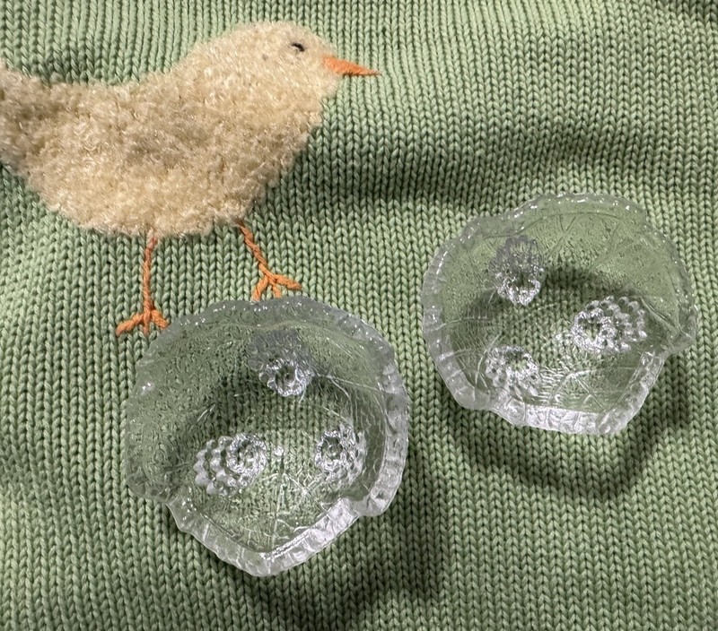 Vintage Glass Footed Tree or Cabbage Leaf Shaped Salt Dip Leaf Veins Textured