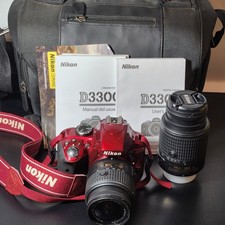 Nikon D3300 DX-format DSLR Kit w/ 55-200mm DX VR II Zoom Lens Bag Batt & Charger
