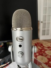 Blue Microphones Yeti USB Microphone - Chrome - Whiteout