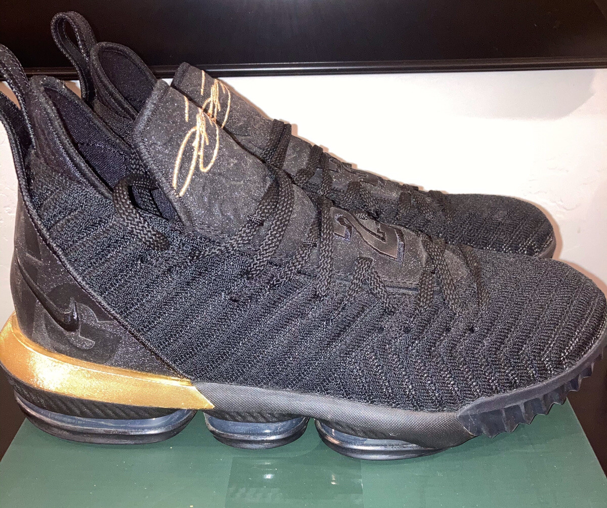 lebron 15 black and gold size 12