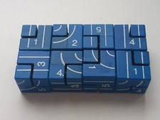 Vintage blue cube Consumex Politoys Hungary 1980